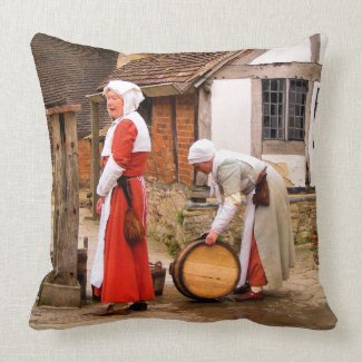 OLD ENGLAND TUDOR LADIES. NO 2 throwpillow