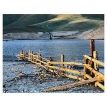 Old fence in Eidon Weir, Bonnie Doon, Victoria, Au Flyers