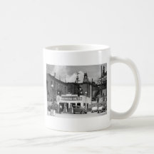 Old Gas Station, 1930s Coffee Mugs