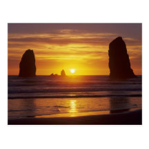 OR, Oregon Coast, Cannon Beach, seastacks at 2 Post Cards
