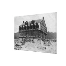 Oregon Coast View of Outlook Inn Hotel Canvas Prints