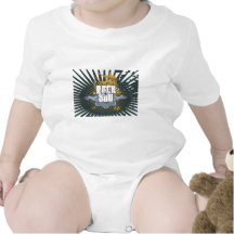 Oscílele las camisetas y los regalos