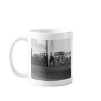 Outdoor Auto Maintenance: 1926 Coffee Mugs
