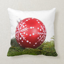 Outdoor Christmas Pillows With Decorations