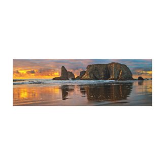 Pacific Sunset - Bandon, Oregon Stretched Canvas Prints