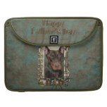 PAPÁ del día de padres - patas de piedra - Doberma Fundas Para Macbooks