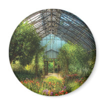 Paradise under glass magnets