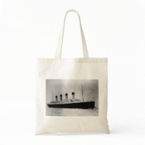 Passenger Liner Steamship RMS Titanic Tote Bags