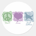 Paz, amor, y setteres irlandeses en colores pastel etiquetas  