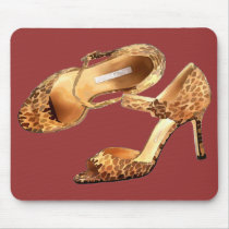 Peeping Leopard Toes mousepads