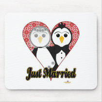 Penguins Wedding Lace Heart Just Married mousepads
