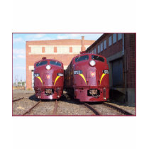 Pennsylvania Railroad E-8a,s (JTFS) 5809 and 5811 t-shirts