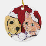 Perrito y gatito en el ornamento de los gorras de  adornos