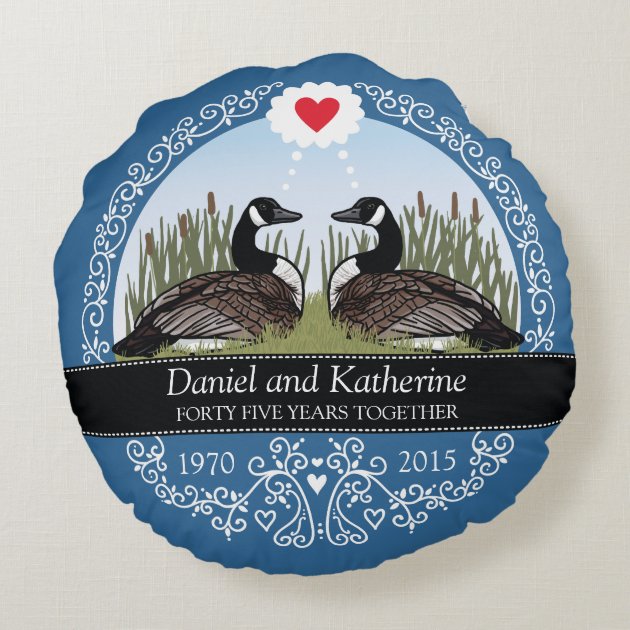 Personalized 45th Wedding Anniversary, Geese Round Pillow