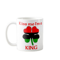 Personalized African American Kiss Me I'm King mugs