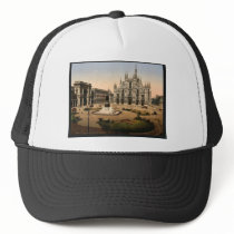 Piazza of the cathedral, Milan, Italy classic Phot Mesh Hats