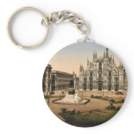 Piazza of the cathedral, Milan, Italy classic Phot Key Chain