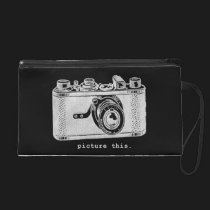 Picture This Vintage Retro Camera Wristlet bagettes bags
