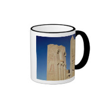 Pillar decorated with stylised papyrus plants coffee mugs