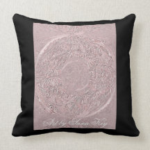 Pillow. Art by Sana Kiy