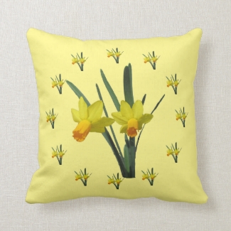 Pillow - Daffodil Blossoms