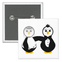 Pingüinos casados que llevan a cabo las manos