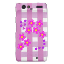 Pink Gingham Fabrick and flowers look products Droid RAZR Cover