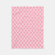 Pink Quatrefoil Tiles Pattern Fleece Blanket