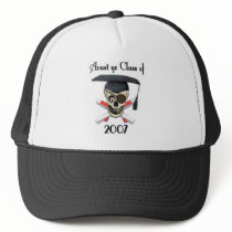 Please check out the 2008 version of this hat!