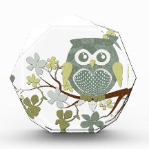 Polka Dot Owl in Tree Award