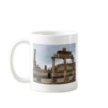 Pompeii - Remaining columns of the Arcade mugs