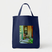 Pórtico con la silla rellenada bolsas