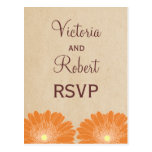 Postal delicada de RSVP de las margaritas, naranja