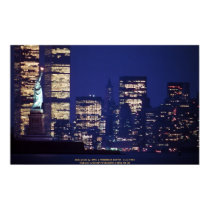Poster / An evening view of the New York skyline posters