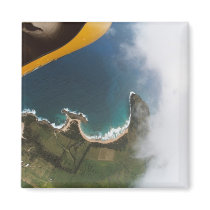 Powered hanggliding over Kauai magnets