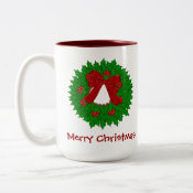 Pretty Christmas Wreath Mug mug