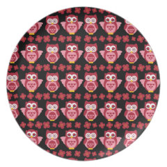 Pretty Cute Pink Owls and Flowers Pattern Black Party Plate