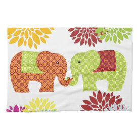 Pretty Elephants in Love Holding Trunks Flowers Towel