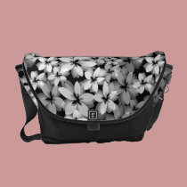 Pretty Flowers messenger bags