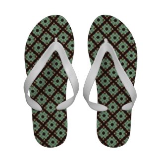 Pretty Green Brown Crisscross Pattern Sandals