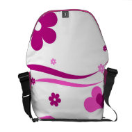 Pretty hearts rickshawmessengerbag