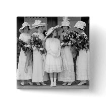 Pretty in White, 1912 Pin
