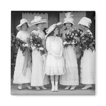 Pretty in White, 1912 Fridge Magnets