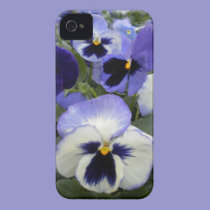 Pretty Periwinkle Pansies IPhone 4 Case casemate cases
