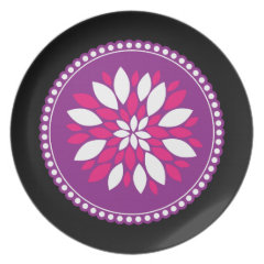 Pretty Pink White Flower Petals in Purple Circle Party Plates