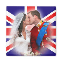 Prince William & Kate Balcony Kiss Magnet