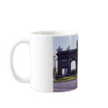 Puerta de Alcala mugs