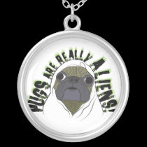 pug are really saliens necklaces