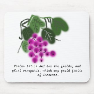 purple grapes and green leaves mousepad