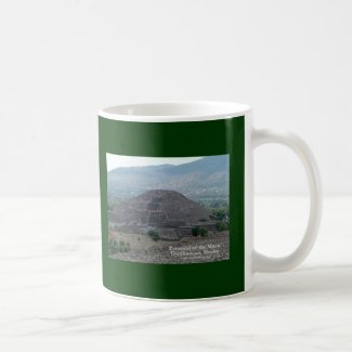 Pyramid of the Moon Mug mug
